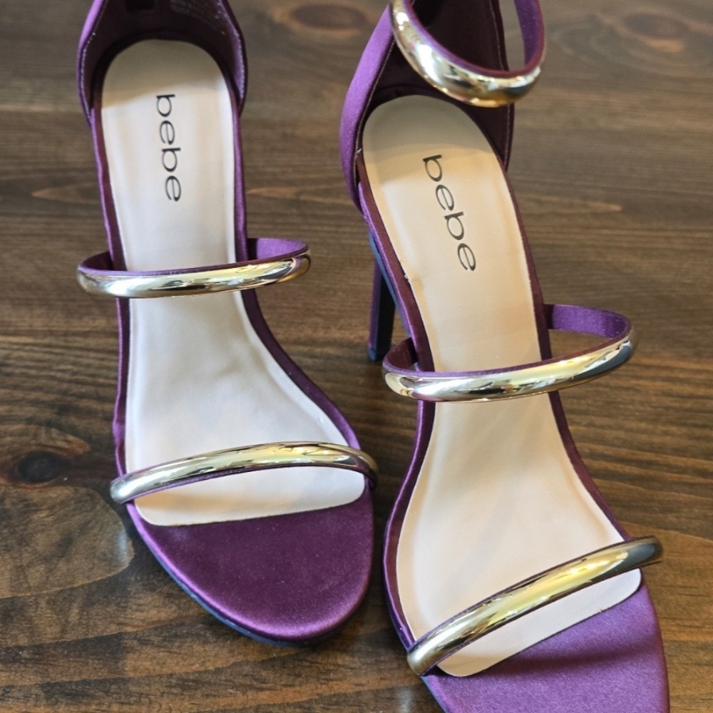 Bebe Women's Purple Strappy Heels